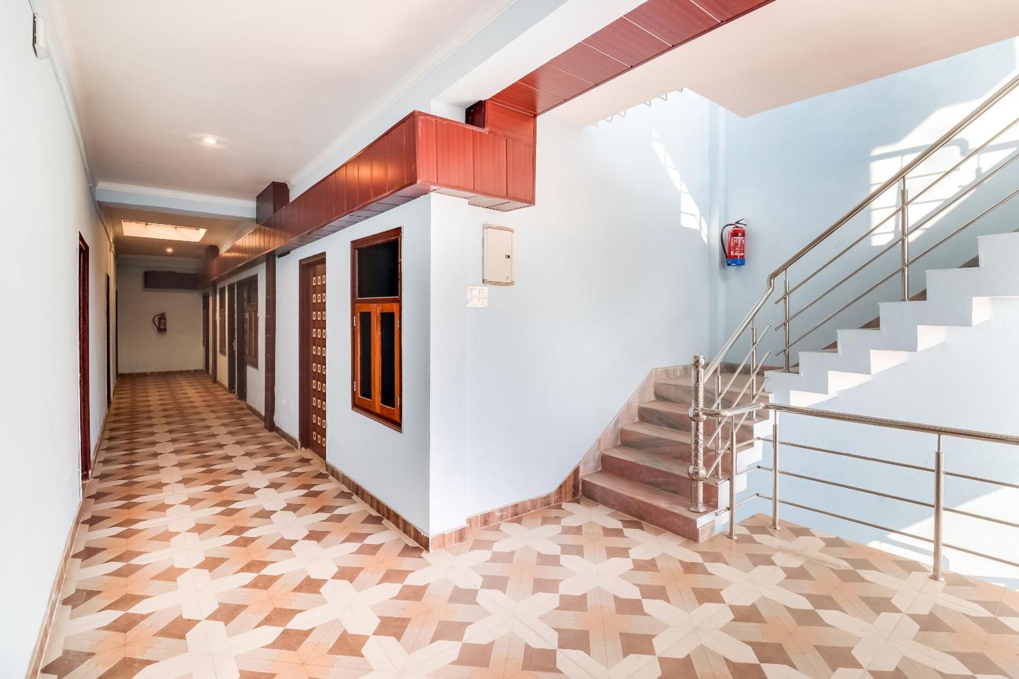 Hotel O The Velvet Chinhat Tiraha 외부 사진
