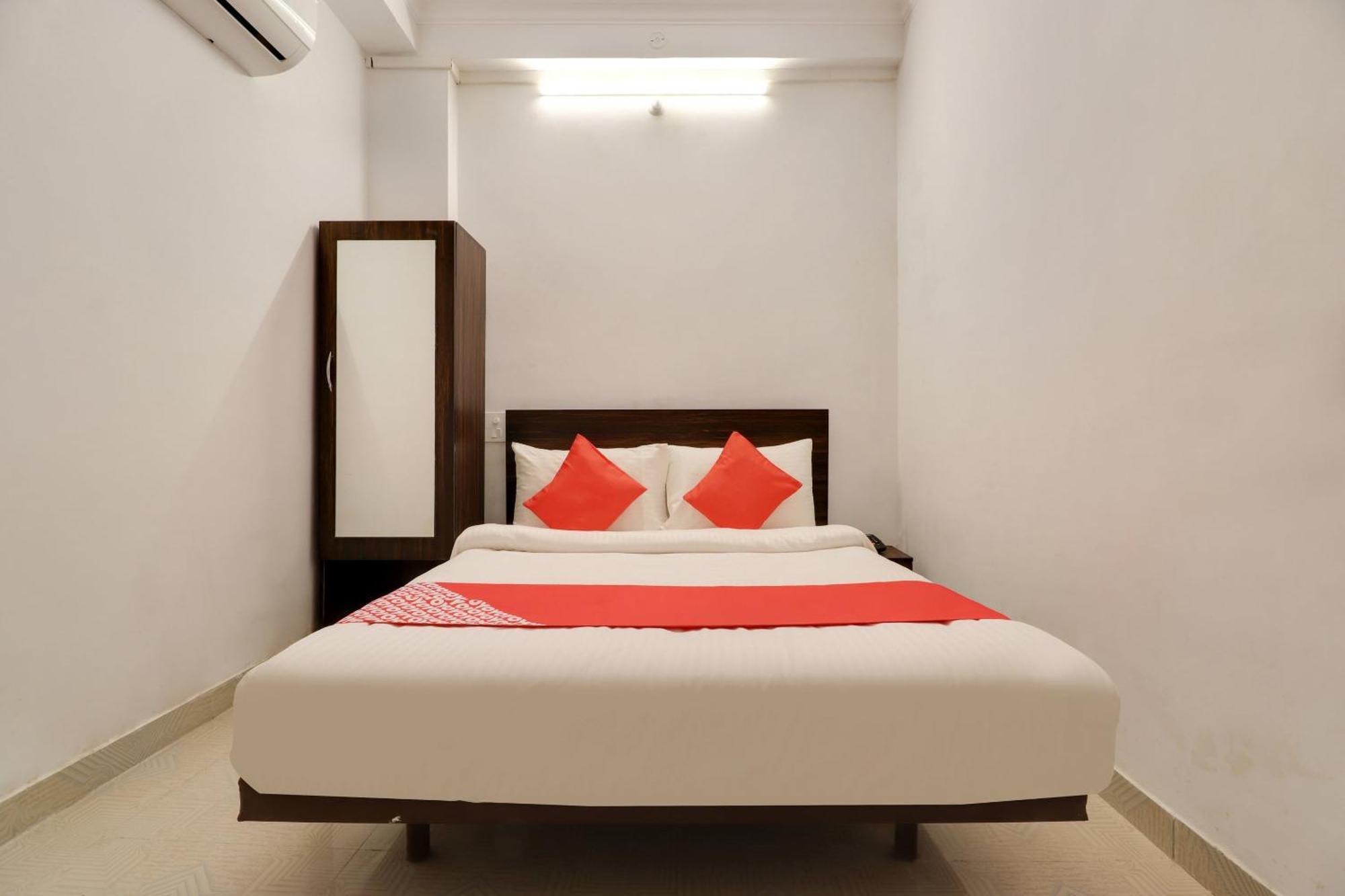 Hotel O The Velvet Chinhat Tiraha 외부 사진