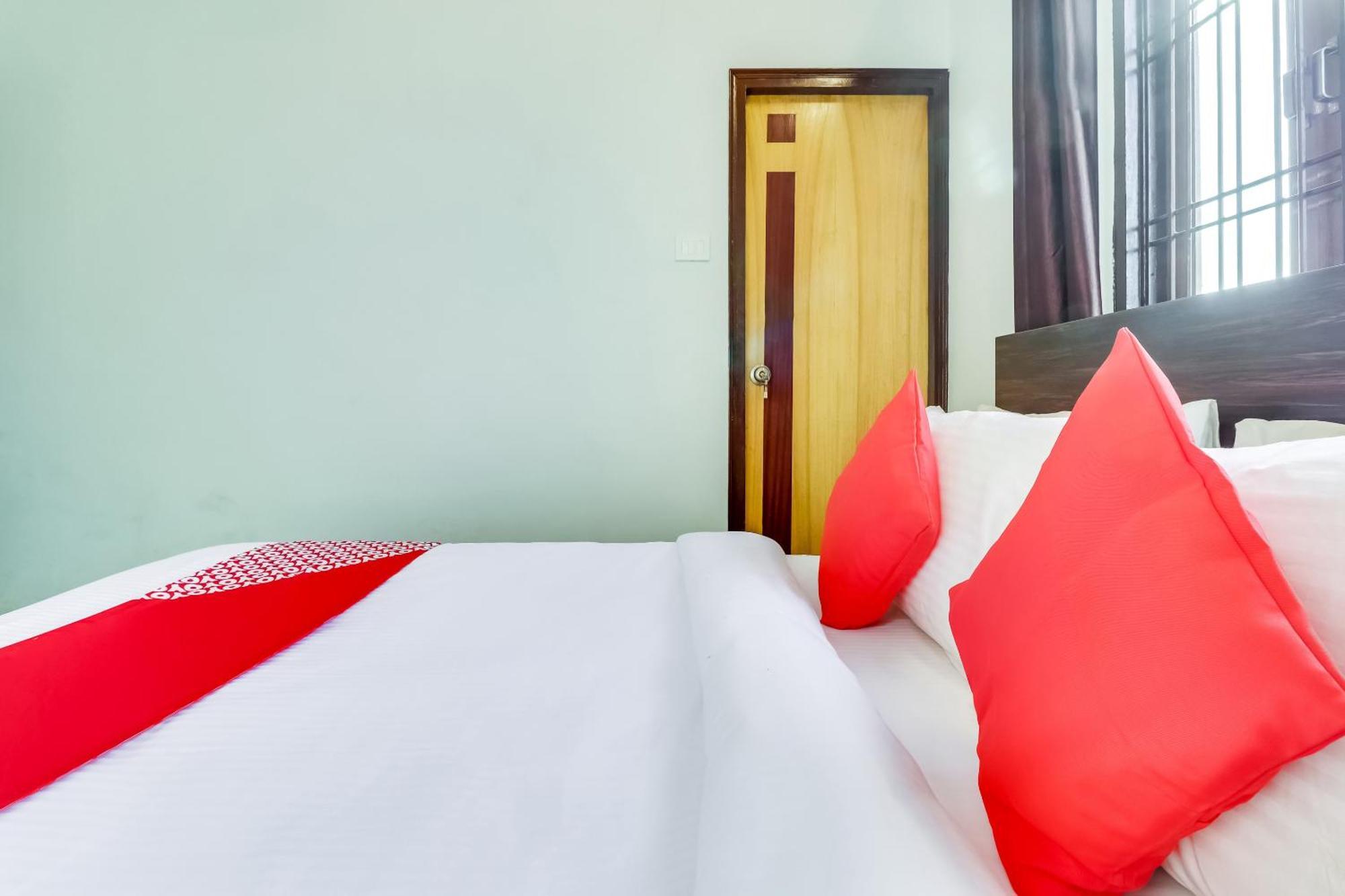 Hotel O The Velvet Chinhat Tiraha 외부 사진